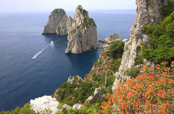 04 seascape photography seascape with faraglioni Recopilación de treinta fotografías de vistas marinas