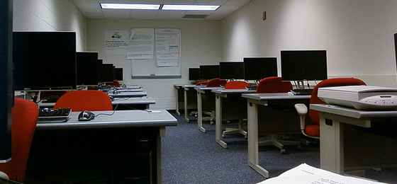 School Computer rows for learning
