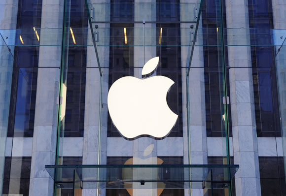 Apple Dictates the World’s Visual Design