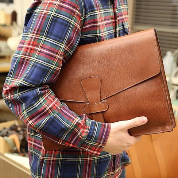 20 Stylish Bags and Backpacks for Creatives